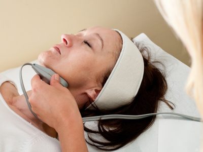 face lifting bott, elektrostymulacja, naturalne zabiegi, bez użycia igieł